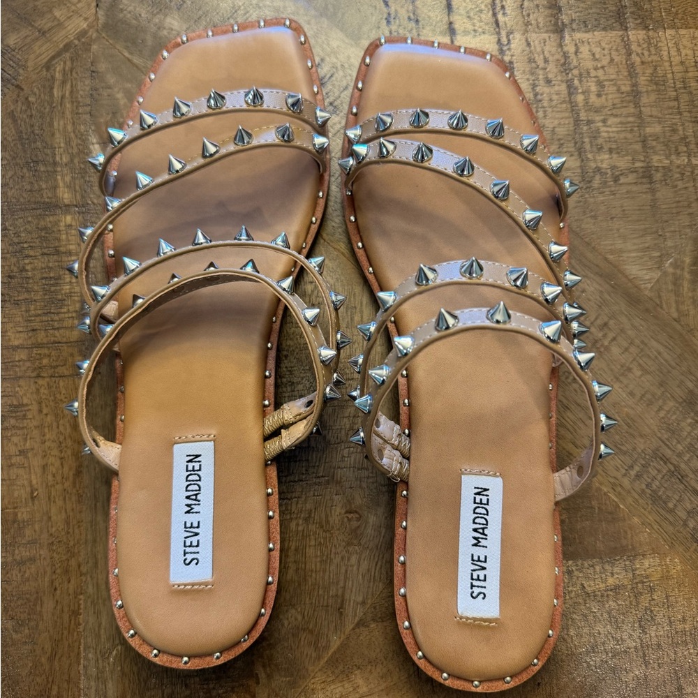 Steve Madden Selina Tan Studded Women's Sandals NIB size 10